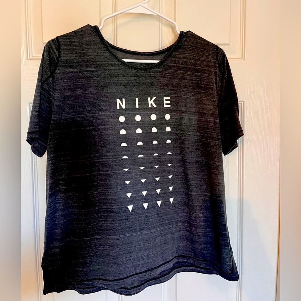 Gray Nike shirt size L
